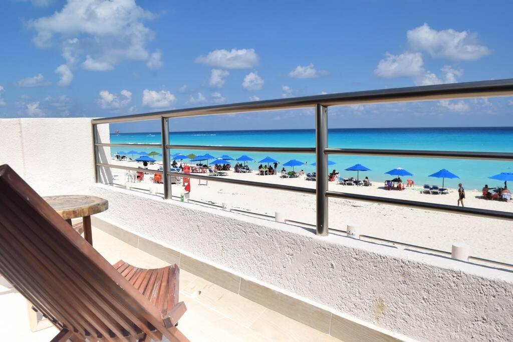 Ocean Front Villa Marlin, Best Location In Hotel Zone #109 Cancún Exterior foto